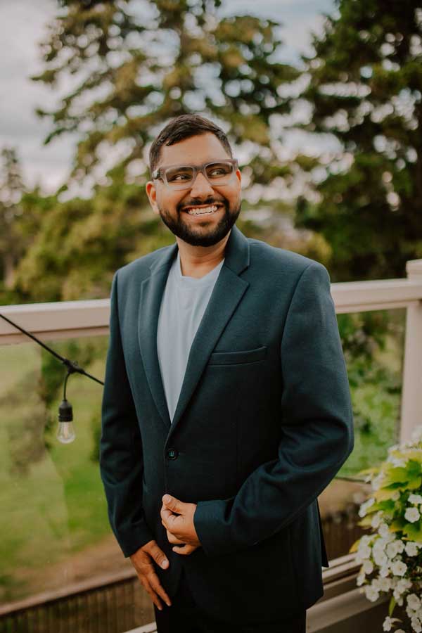 Hardik Thakkar, Co-Founder & Director of Operations of Sellcius Marketing Inc.